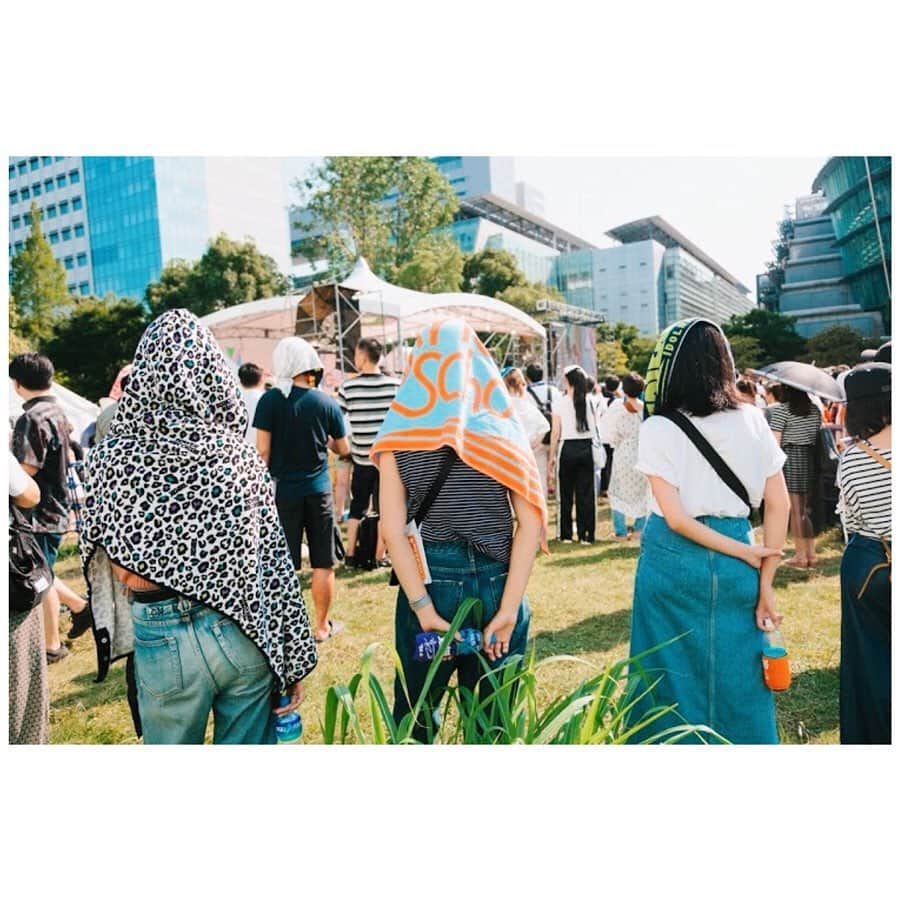 小口桃子さんのインスタグラム写真 - (小口桃子Instagram)「夏まとめ🌴﻿ ﻿ 毎年恒例のTIFとロッキン！﻿ 今年も例年通り4人揃って行ってきました✌︎﻿ ﻿ みんなで行くのが一番楽しいね〜〜﻿ ﻿ ﻿ #tif2019#tokyoidolfestival#rijf2019#rockinjapan」8月14日 16時38分 - momoko_oguchi