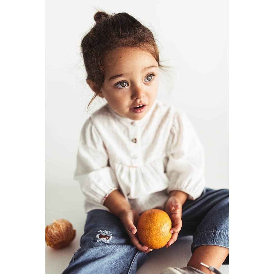 ZARAさんのインスタグラム写真 - (ZARAInstagram)「New edit for babies! @zarakids」8月14日 16時46分 - zara