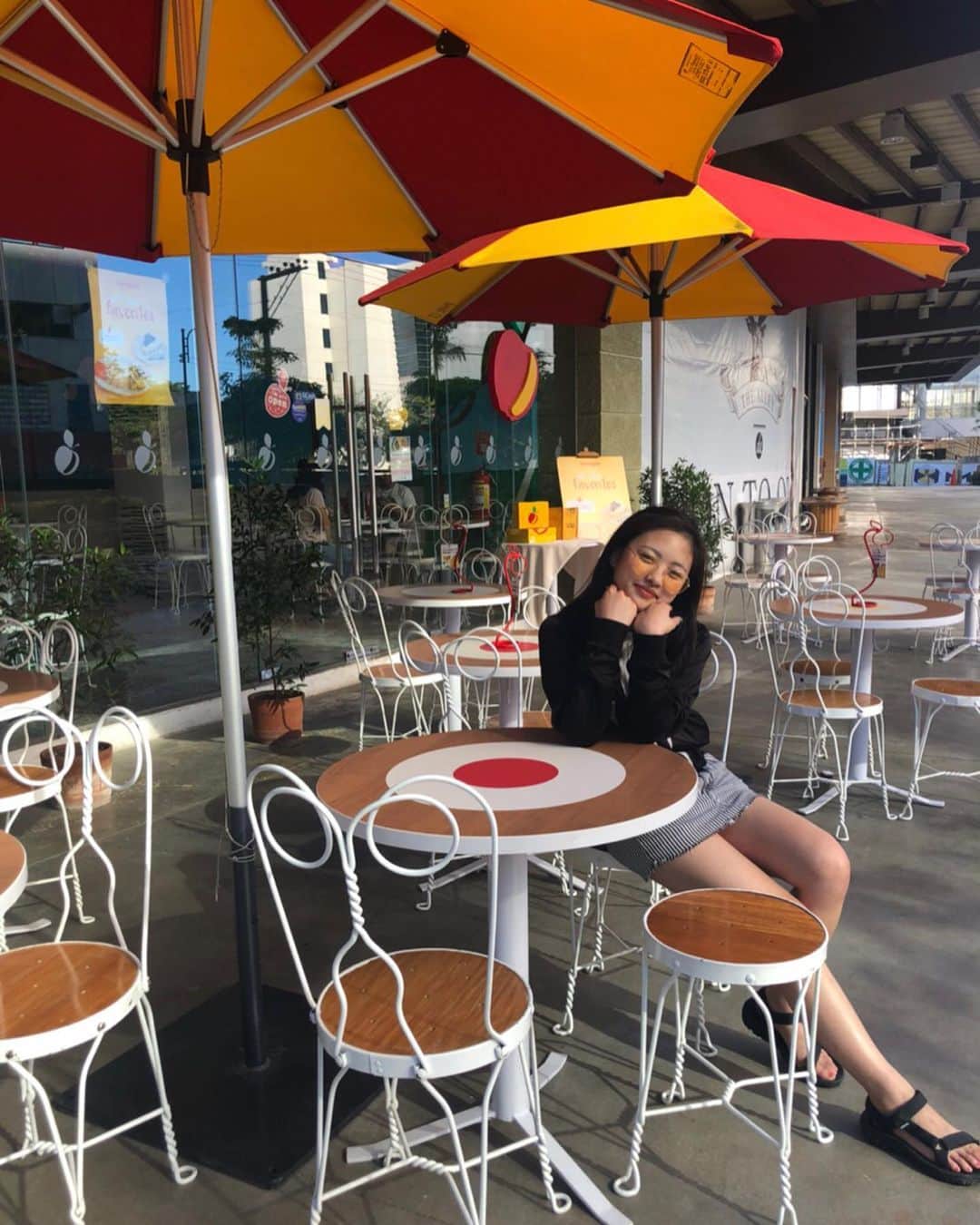 石井美音奈のインスタグラム：「フィリピンの街並み🇵🇭 #philippines #cebu#留学 #留学生活 #フィリピン」