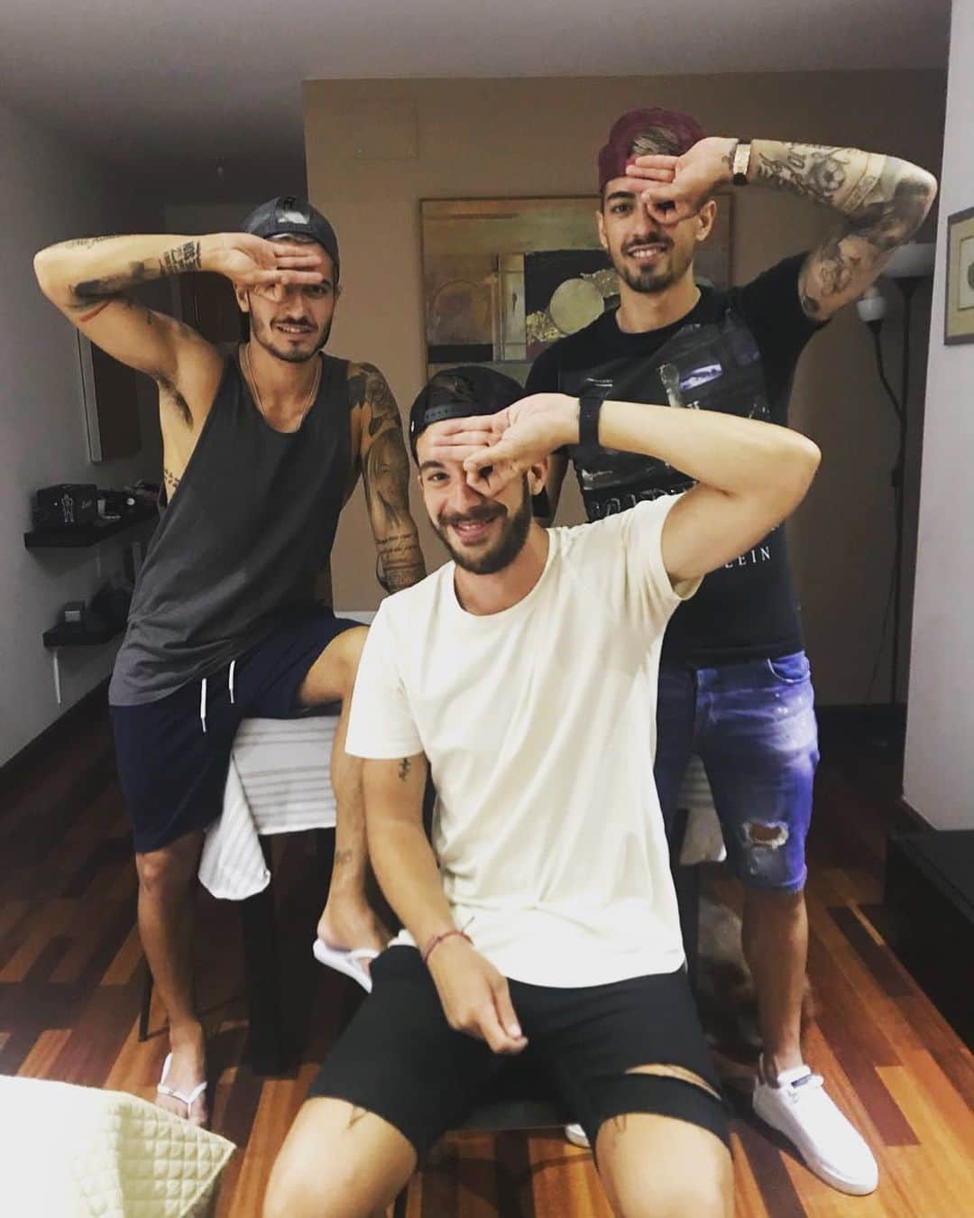 マヌエル・ランシニのインスタグラム：「Feliz cumpleaños perritoooo jajaja sos una gran persona amigo, disfruta mucho 👏🏼🙌🏼」