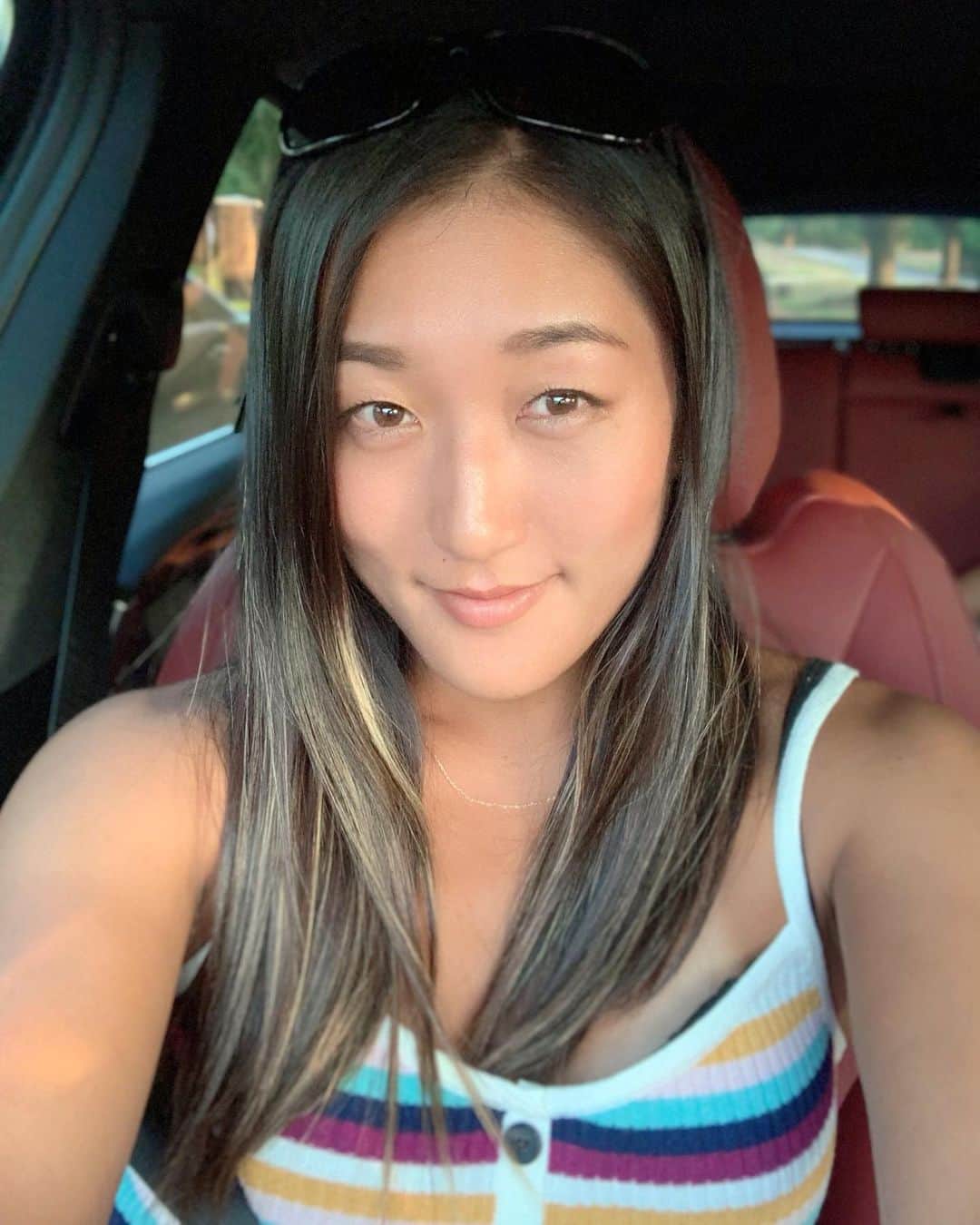 のインスタグラム：「Thankful to get to see my family for a few days❤️✨ Now time to get back on the road💪🎾🚀 #letsgo #tourlife  家族で3年ぶりに集まれて幸せだった--。4日間だけだと一瞬だったけど、楽しかった❣️ さぁ、またこれからツアーに出発！ #頑張るぞ #行ってきます ✈️💨 ・ ・ #気合い 〜 • #china #テニス #トレーニング #アスリート #筋トレ #筋トレ女子 #スポーツ #tennis #sports #life  #gym #training #fitness #fit #athlete #japanese #smile #tennisplayer #work #테니스 #연습 #훈련 #스포츠  #운동 #love」