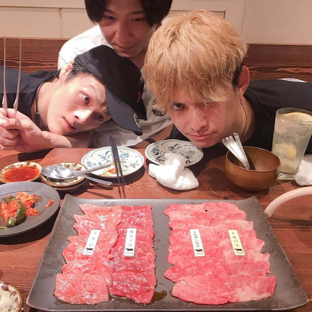 三嶋時人さんのインスタグラム写真 - (三嶋時人Instagram)「お肉しばいた！びみ！」8月14日 19時48分 - s23cm