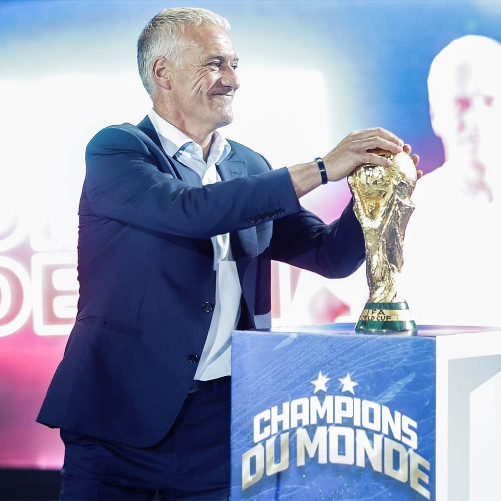 サッカー フランス代表チームさんのインスタグラム写真 - (サッカー フランス代表チームInstagram)「📣Didier Deschamps annoncera le jeudi 29 août la liste des joueurs retenus pour France-Albanie et France-Andorre, matchs qualificatifs à l’UEFA Euro 2020 💪 #FiersdetreBleus Il reste des places pour assister aux matchs ! Le lien vers la billetterie est en bio ⬆️ - Didier Deschamps will make the squad announcement for France-Albania and France-Andorra on Thursday 29th August 📣💪 📸 @pacophotographie / @hellosportpack @smaltoparis」8月14日 20時14分 - equipedefrance