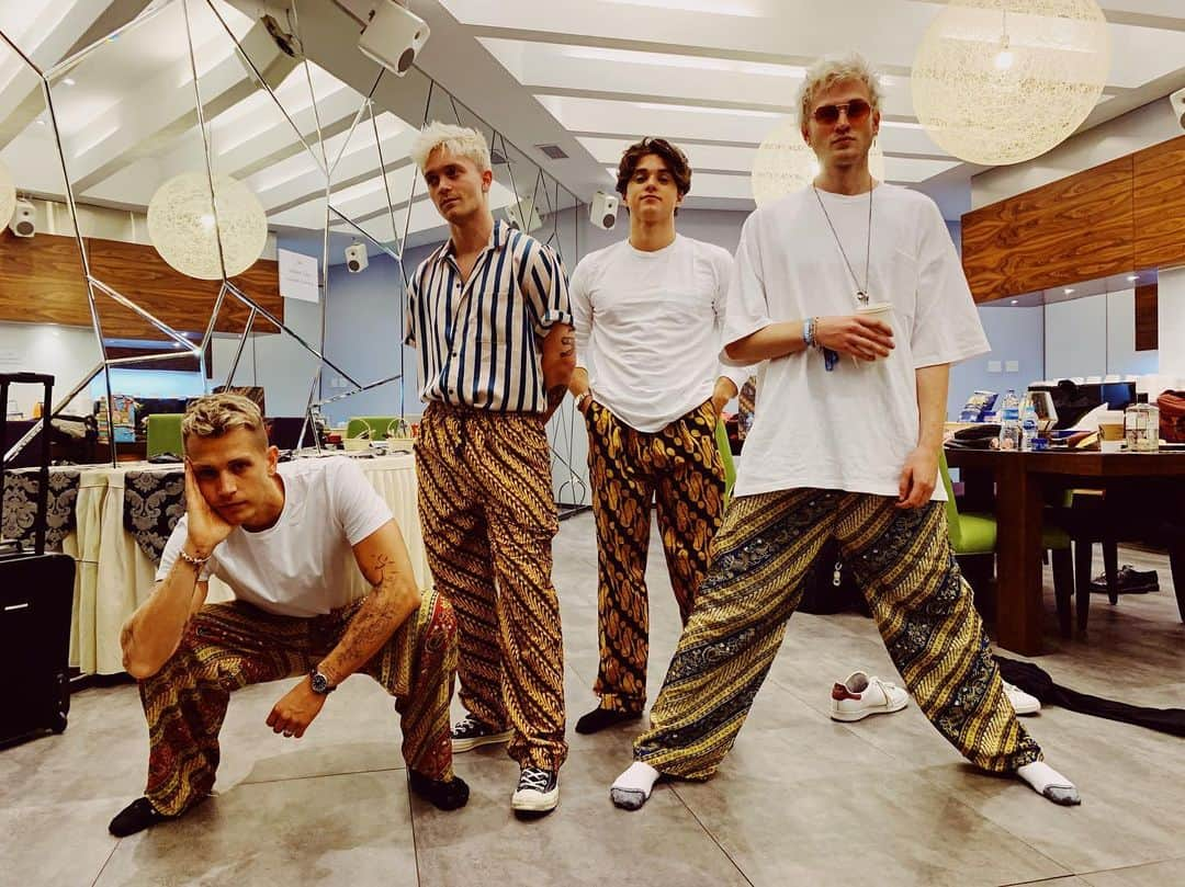 The Vampsさんのインスタグラム写真 - (The VampsInstagram)「Let’s go Indonesia」8月14日 20時38分 - thevamps