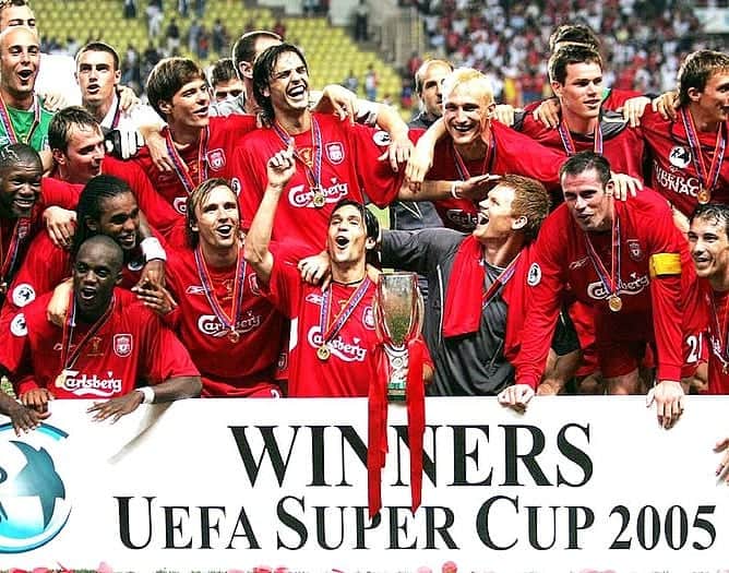 ルイス・ハビエル・ガルシア・サンスさんのインスタグラム写真 - (ルイス・ハビエル・ガルシア・サンスInstagram)「Tonight, Liverpool will be back to the UEFA Super Cup in Istanbul. A chance to keep the momentum going an bring more silverware to the red's Museum. All the best !! #YNWA  #MoreThanaGame #OnceaRedAlwaysaRed」8月14日 20時38分 - luchogarcia14