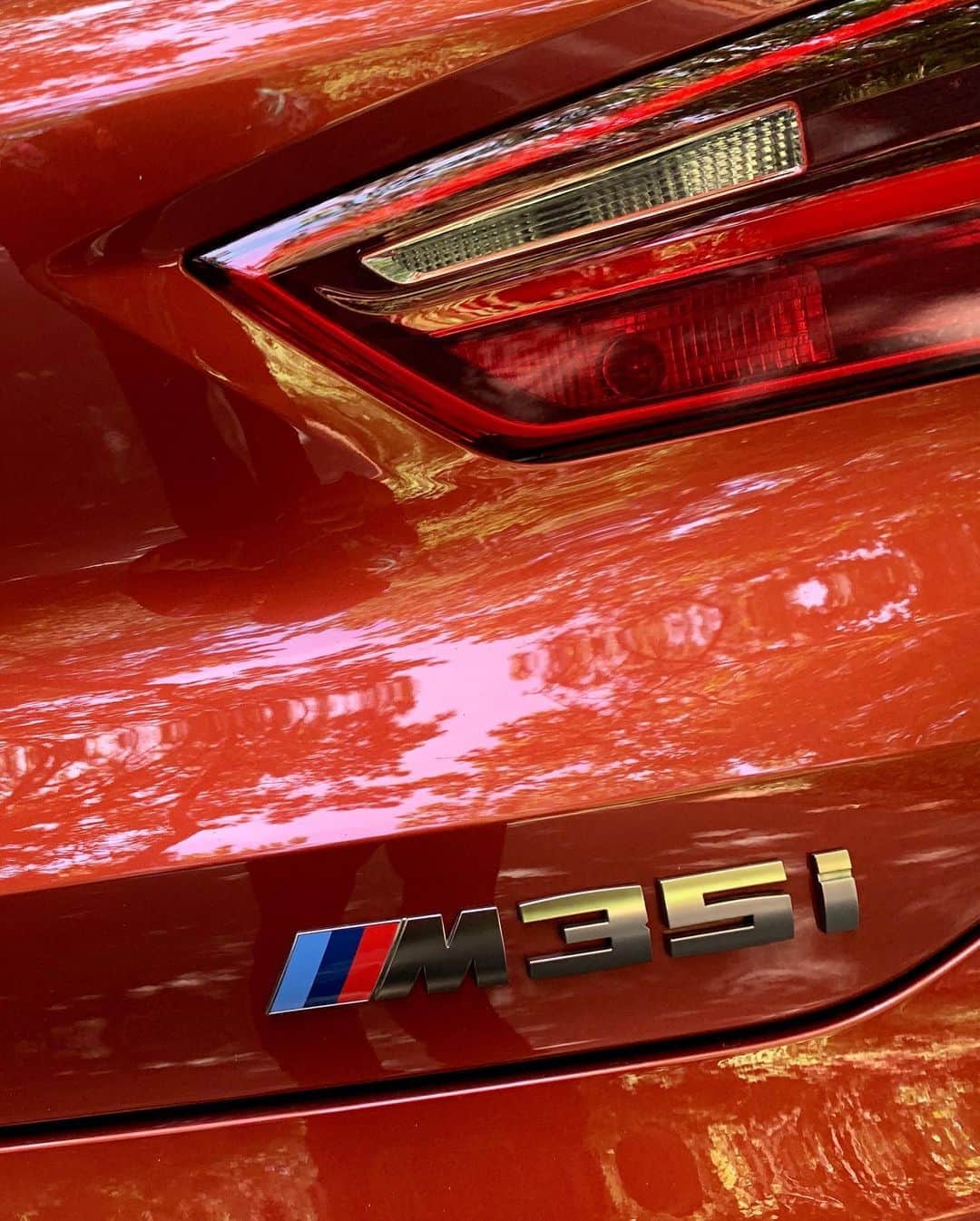 湯川正人さんのインスタグラム写真 - (湯川正人Instagram)「車もファッションの一部🧡 @bmwjapan  #BMW #BMWX2 #BMWM」8月14日 20時56分 - masatoyukawa