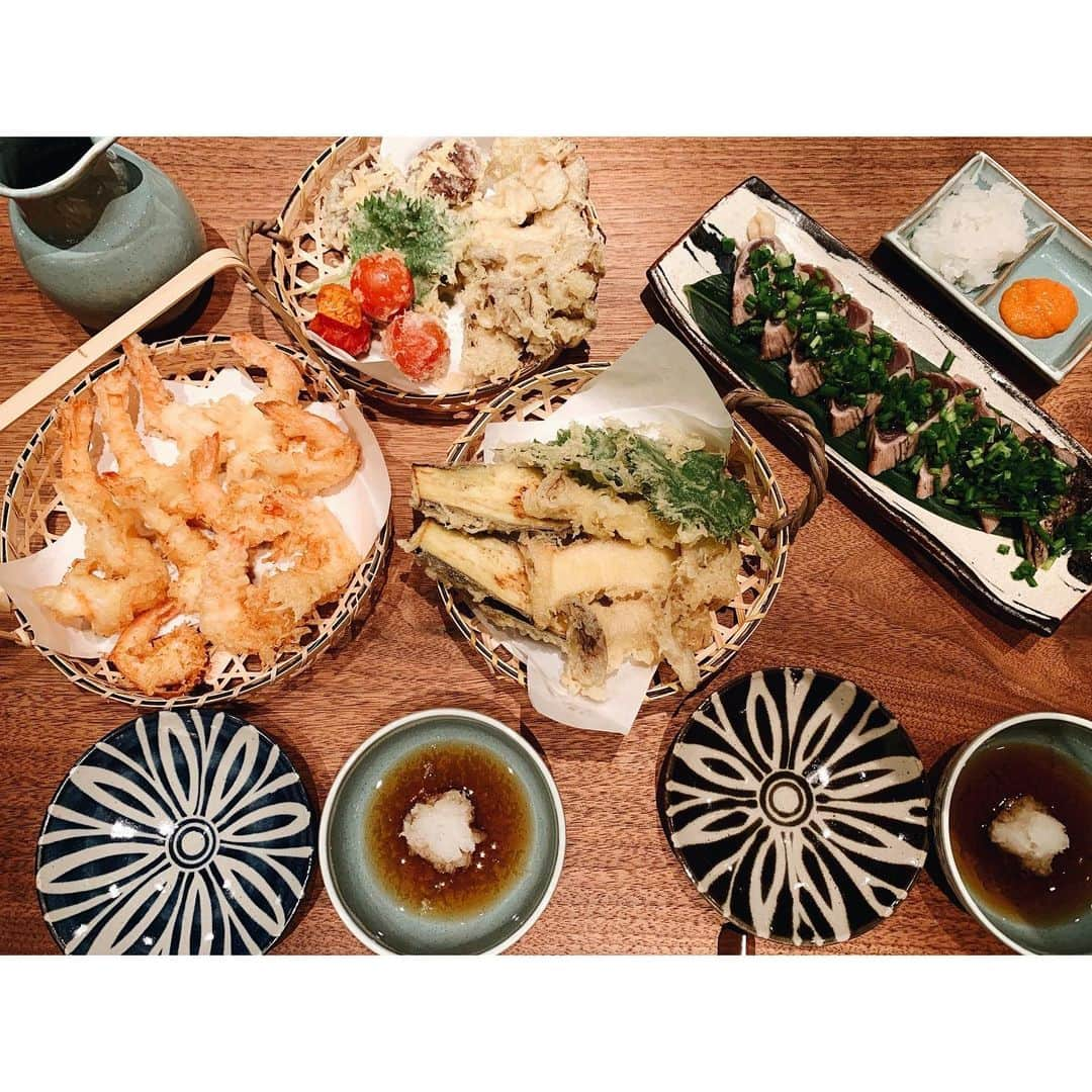 GENKINGの釜飯さんのインスタグラム写真 - (GENKINGの釜飯Instagram)「海老天が海老フライみたいになってしまった🍤笑 ✔︎ #天ぷら ✔︎ #カツオのタタキ #genkingkitchen」8月14日 20時51分 - genkingkitchen