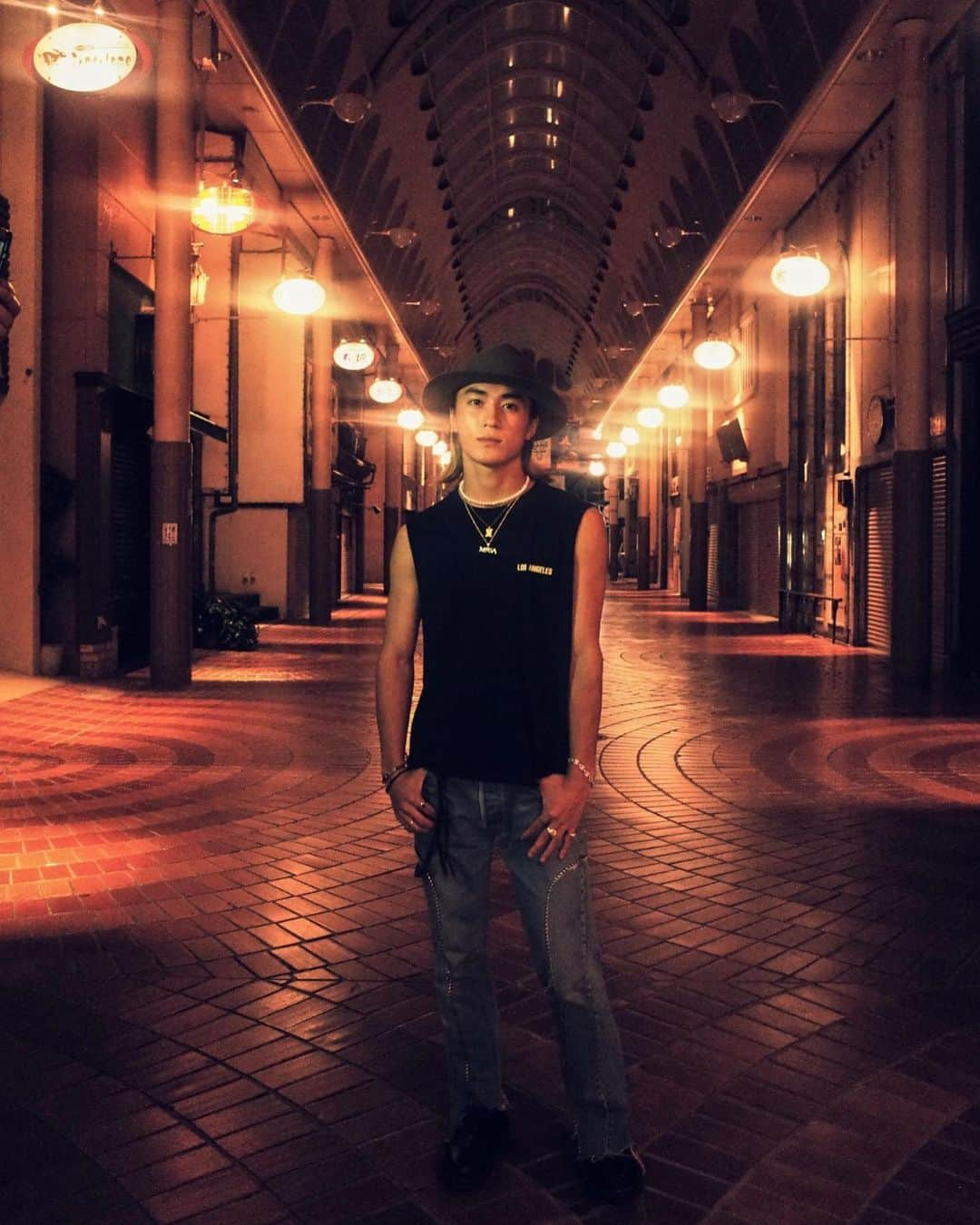 砂田将宏さんのインスタグラム写真 - (砂田将宏Instagram)「To wear a pair of cowboy boots and a hat while riding a horse on the grassland is one of my dreams.」8月14日 21時40分 - masahirosunada.official