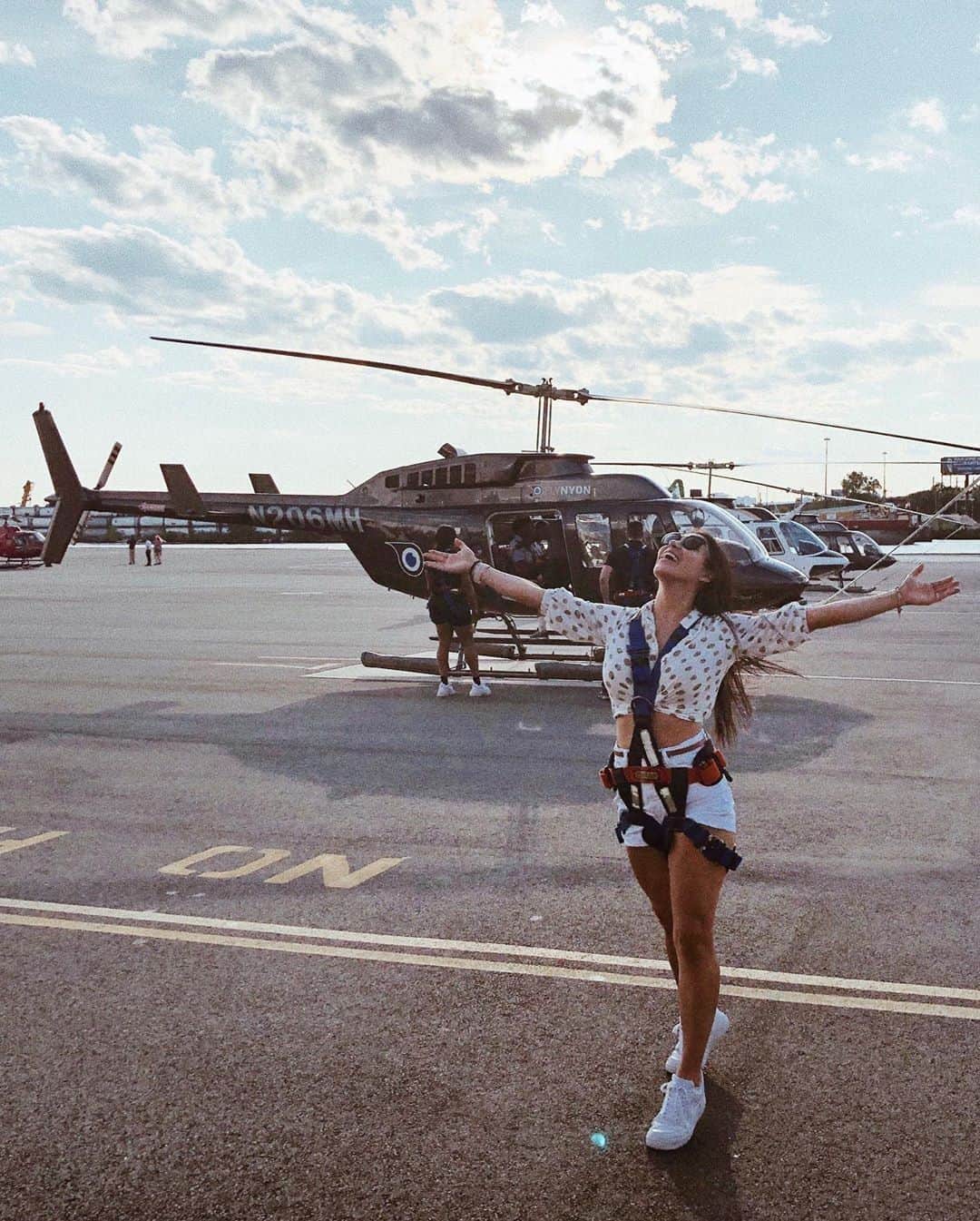 nyonairさんのインスタグラム写真 - (nyonairInstagram)「The feeling when you get off our flights! 💙🚁 Get 50% OFF 🚁💙 ⭐️ Summer isn’t over yet! ⭐️ | Use Code: LASTCHANCE | . . . . . . 🎙 Missed any episodes of “The Fly By’ Broadcast? Click the link in our bio & Don’t forget to tune in every Tuesday & Thursday @ 3:00pm eastern time!🎙 . 📸: @silviparada 📸 Use #FlyNYON @FlyNYON and #NYONAir @NYONAir for a chance to be featured! 📸 . . . . . . . #Thebigapple #Nycity #newyorkiloveyou #centralparkmoments #manhattanskyline #Manhattanview #nycgo #cbsnewyork #newyorkstateofmind #newyorkblogger #nycgallery #brooklynart #lowemanhattan #grandcentralterminal #empirestatebuilding #newyorkcity #photography_top #photographernyc #photographeroftheday #photographylovers #ny1pic #brooklynbridgepark #thebigapplewestside #newyorkexplored #nycprimeshot #complex #NYONStudio」8月14日 21時42分 - nyonair