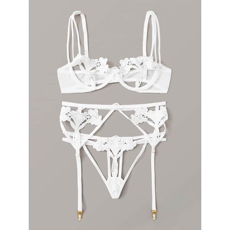 COORDINATESHOP Lingerieさんのインスタグラム写真 - (COORDINATESHOP LingerieInstagram)「フローラルレースカットアウトガーターランジェリーセット 4,620円」8月14日 21時55分 - coordinate_lingerie