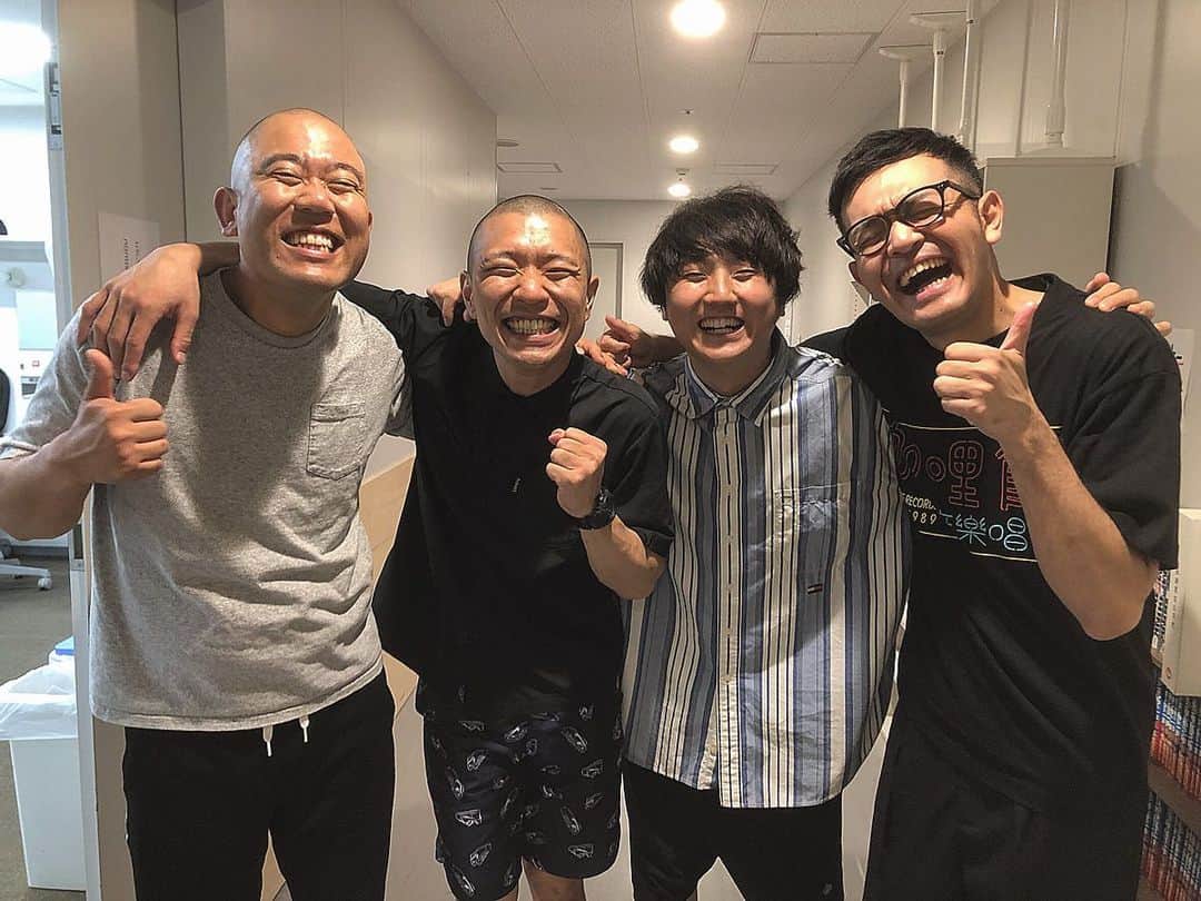 高見雄登のインスタグラム：「ヒガチキ幕張ありがとうございました！ #ヒガチキ 最高に楽しかったです！来月は9/19に大阪の漫才劇場でやりますので、よろしくお願いします！」