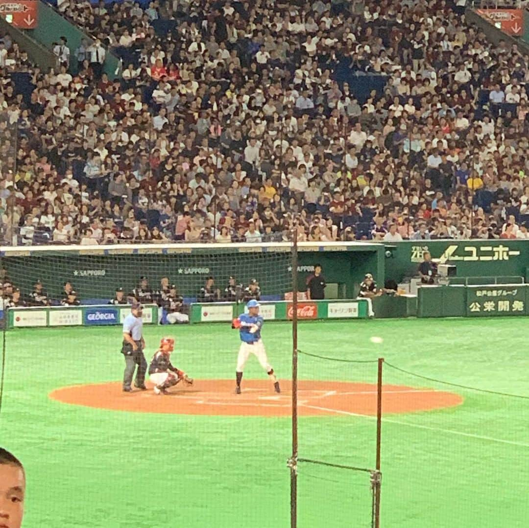 渡部建さんのインスタグラム写真 - (渡部建Instagram)「本日 日ハム対ロッテ観戦！見所たくさん。 吉田輝星東京初先発、清宮四番、万波プロ入り初先発、小島和哉プロ入り初勝利！  #北海道日本ハムファイターズ #千葉ロッテマリーンズ #吉田輝星 #万波中正 #清宮幸太郎 #小島和哉」8月14日 22時21分 - watabeken