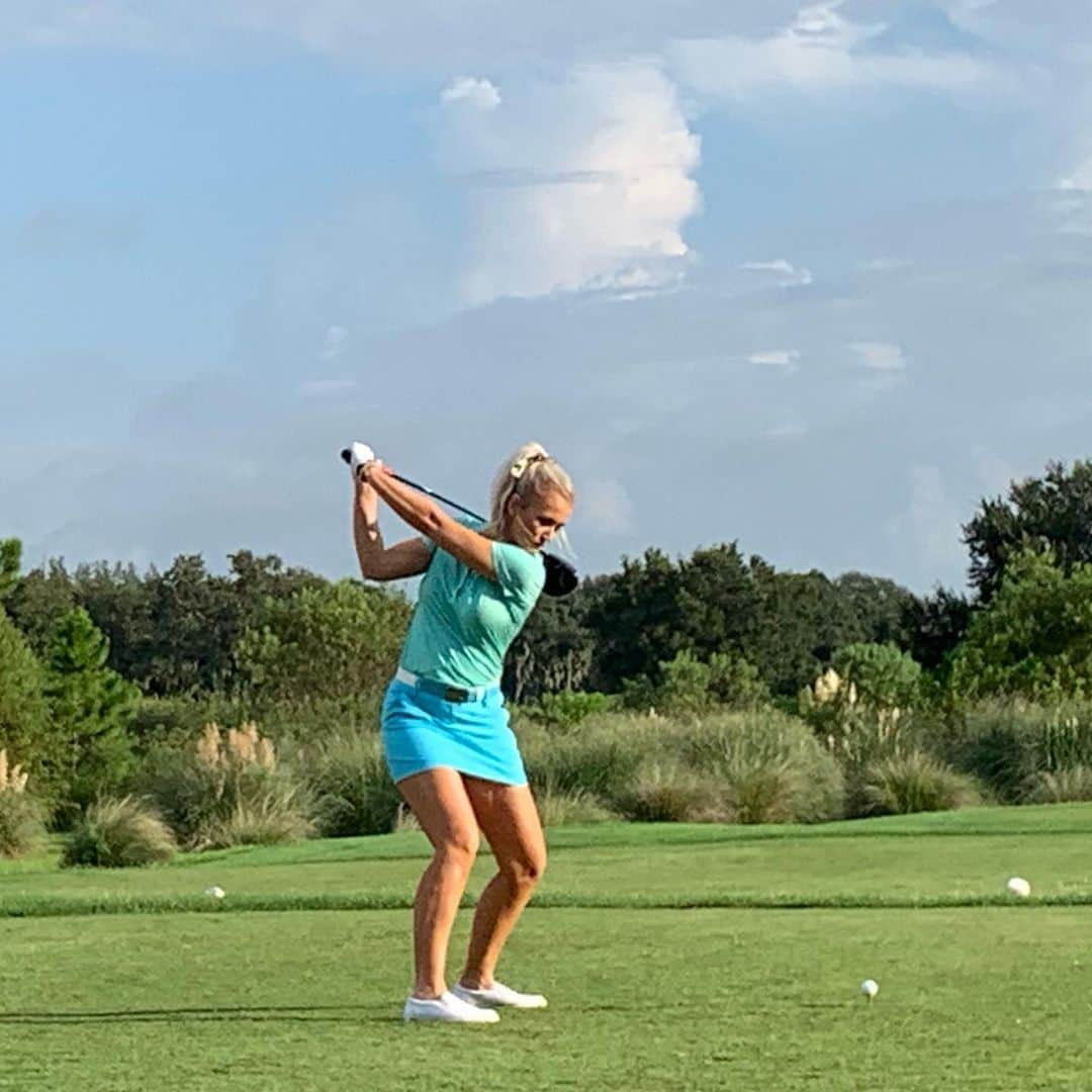 ブレア・オニールさんのインスタグラム写真 - (ブレア・オニールInstagram)「🎥Filming a new series today out on the golf course! #comingsoon ⛳️📺✅ • #host #golfchannel #show #orlando」8月14日 22時33分 - blaironealgolf