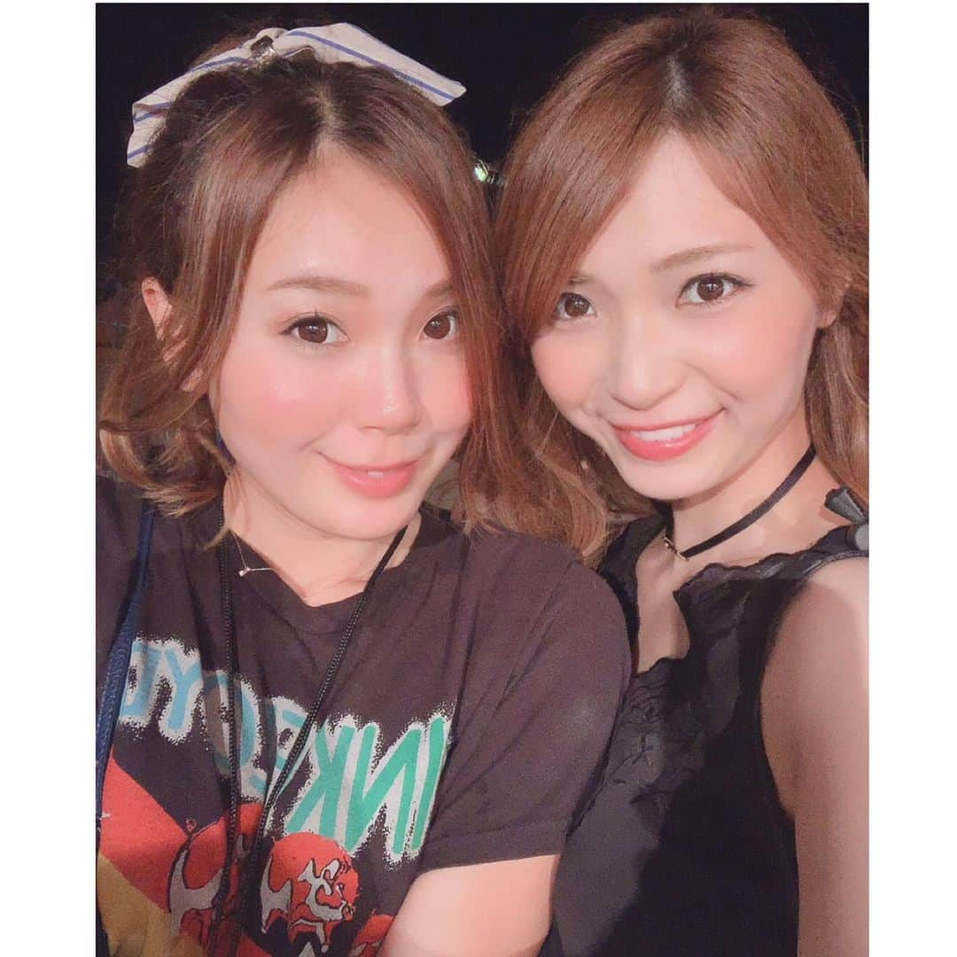 本間成美さんのインスタグラム写真 - (本間成美Instagram)「今日は男鹿の花火大会へ🎆 間近で見られて迫力満点でした✨✨ #お盆休み #花火#男鹿市 #仲良し姉妹」8月14日 22時35分 - narumi517