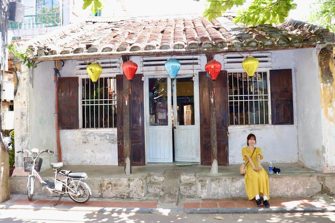 のインスタグラム：「ぼんやりするって難しいね〜🏮 #vietnam #hoian #ベトナム #ホイアン #辻詩音 #etour #茨城空港 #travel #girlstrip」