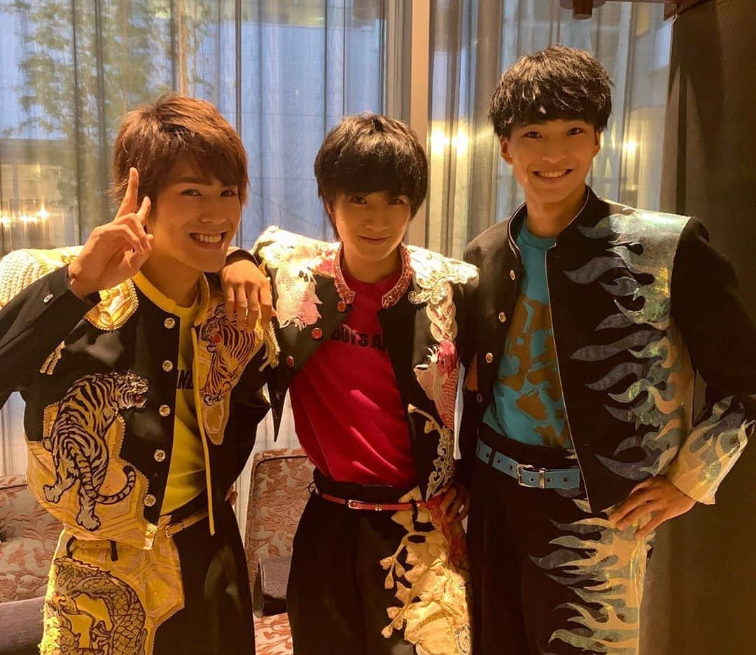 BOYS AND MENさんのインスタグラム写真 - (BOYS AND MENInstagram)「❶❷スペシャルイベント❗️ 懐かしの3人組😆 ❸❹フォーチュンラジオ📻 祭nine.の高崎寿希也も一緒でした👍  #ボイメン #辻本達規 #勇翔 #土田拓海 #キッズキャラバン隊 #本田剛文 #平松賢人 #祭nine #高崎寿希也 #フォーチュンラジオ」8月14日 22時56分 - boysandmen_official