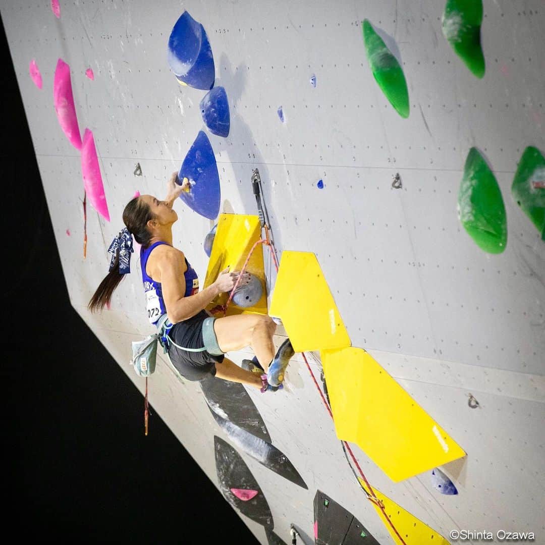 野口啓代のインスタグラム：「Lead Qualification was finished! I was 6th place and make it through to the Semi!* * I want to do my best at the semi. I want to climb FINAL🥺🙏🏻✨* * * リード予選を6位で通過⭐️ 明日の準決勝でいい登りをして決勝に残りたいー‼️* * photo by @shintaozawa  @au_official #大和証券 @thenorthfacejp @orientalbaio #三井不動産 @cowsoapcp #zeta  @c3fit @lasportivajp @petzl_official  @newhale_japan」