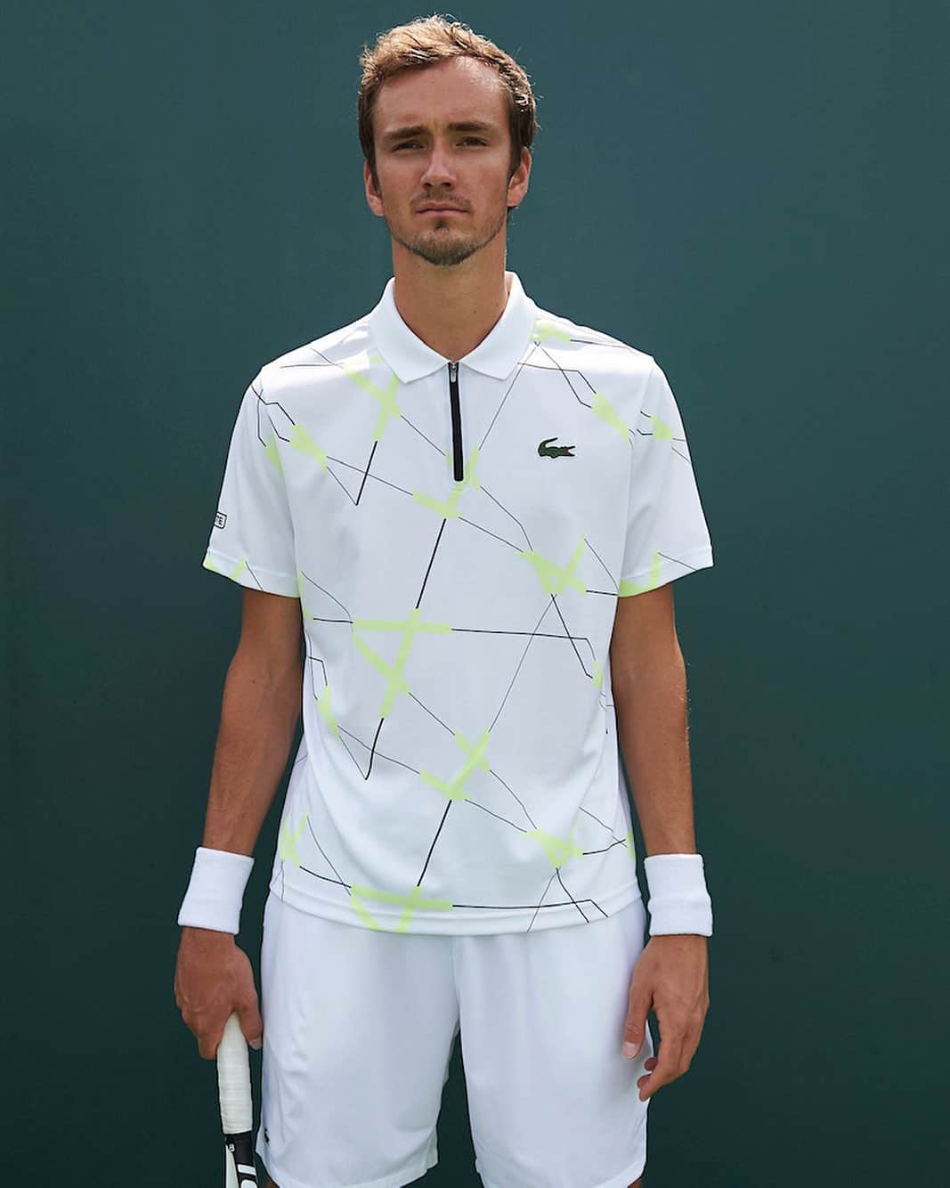 のインスタグラム：「Love @lacoste 🎾 Serious mood😂 // Серьёзность зашкаливает 😂🎾 @lacoste @cincytennis」