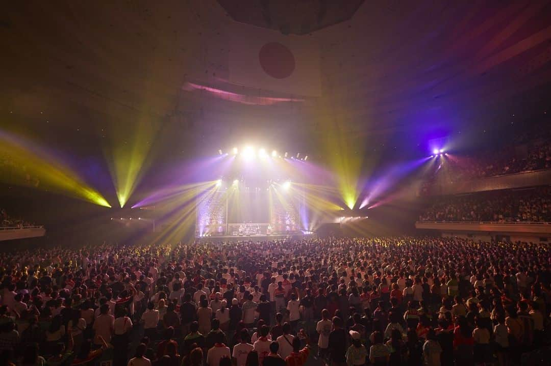 yonigeさんのインスタグラム写真 - (yonigeInstagram)「2019.8.13 日本武道館「一本」  photo by 太田好治（@yoshiharuota）・立脇卓（@taku_tatewaki）」8月14日 23時15分 - yonige_official