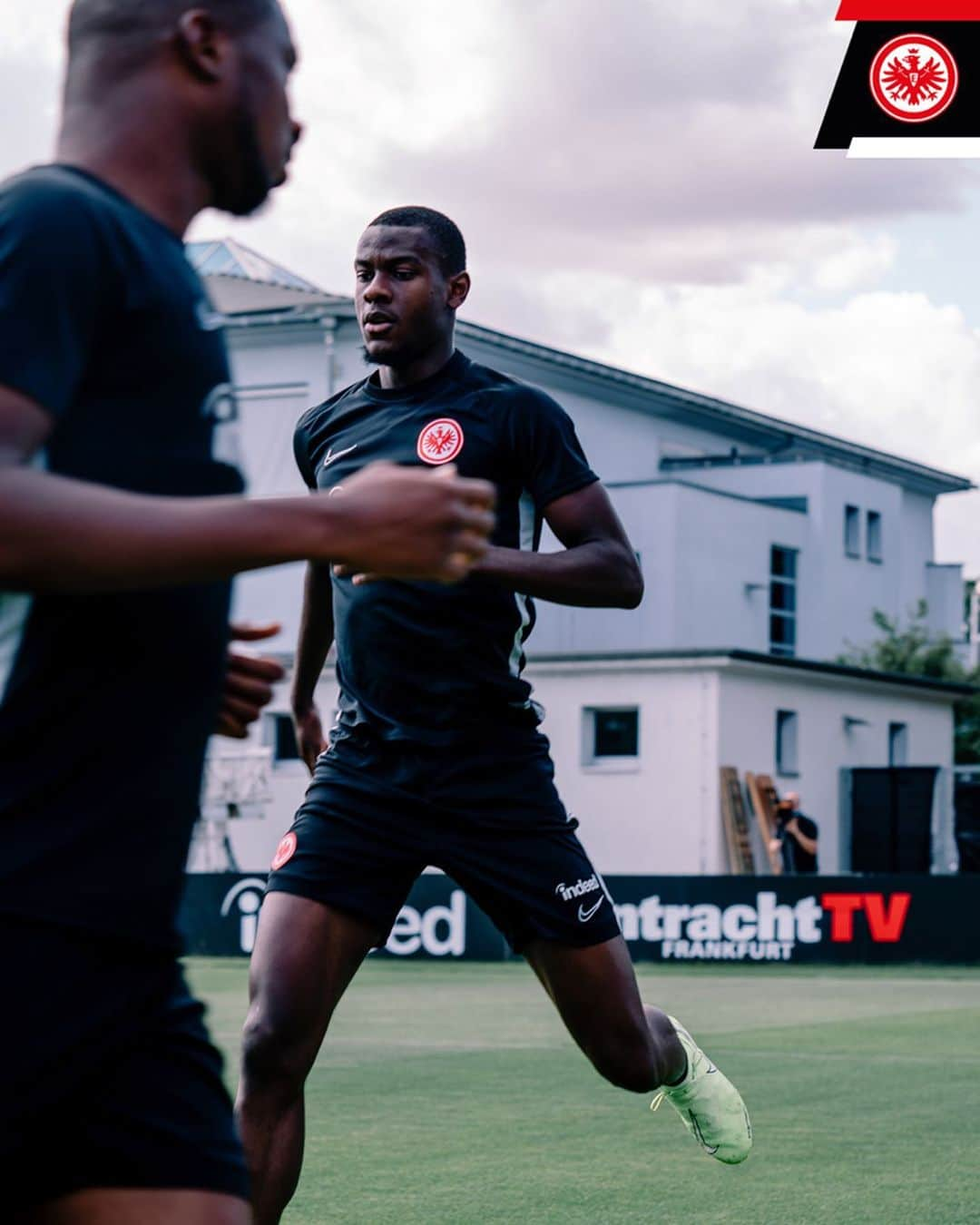 アイントラハト・フランクフルトさんのインスタグラム写真 - (アイントラハト・フランクフルトInstagram)「Training ✅  @europaleague 🔛 • • #SGEFCV #SGEuropa #sge #eintracht #frankfurt #eintrachtfrankfurt」8月15日 0時01分 - eintrachtfrankfurt