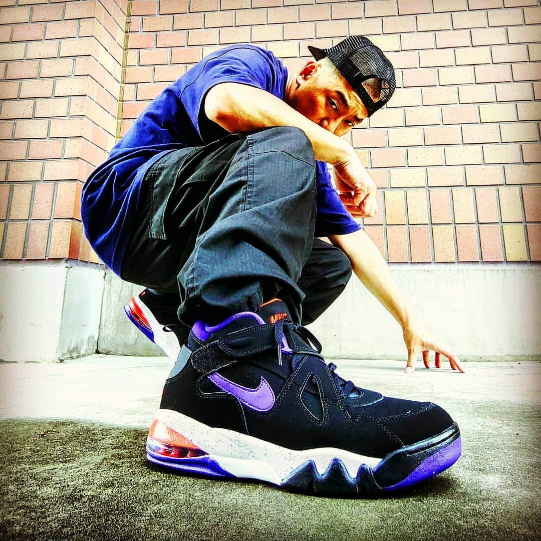 レイザーラモンRGさんのインスタグラム写真 - (レイザーラモンRGInstagram)「チャールズバークレーが1993年頃履いてた air force max CB しかもフェニックスサンズカラー！  #キモ撮り #KIMODORI #airforcemax #airforcemaxcb #charlesbarkley #phoenixsuns」8月15日 0時41分 - rgrazorramon