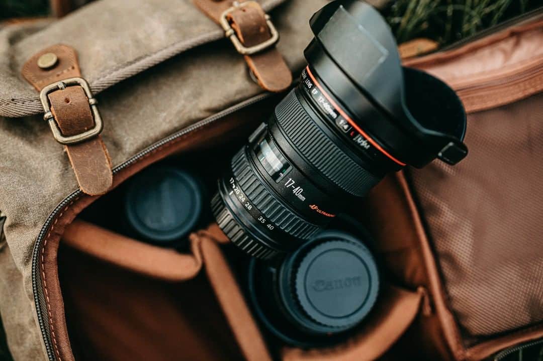 Canon UKさんのインスタグラム写真 - (Canon UKInstagram)「We want to hear what's in your kit bag: bodies, lenses...what Canon gear are you currently using? Image by @dietzimage.」8月15日 1時06分 - canonuk