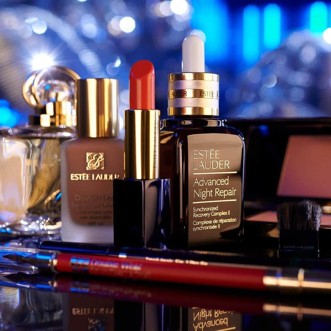 エスティローダーさんのインスタグラム写真 - (エスティローダーInstagram)「#TheNightIsYours - make it one to remember with these #EsteeEssentials 💫✨ (#PureColorEnvy 💄 340 Envious)」8月15日 2時00分 - esteelauder