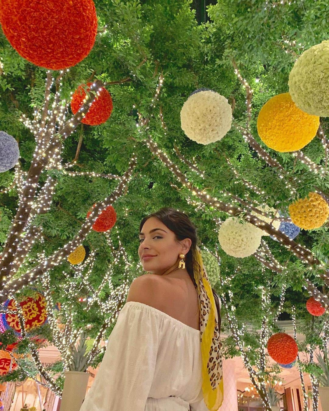 Ana Brenda Contrerasのインスタグラム：「🎰 Vibes #TheBestIsYetToCome ✨  #NonStopVegas @wynnlasvegas @vegas @delatorre_adri」