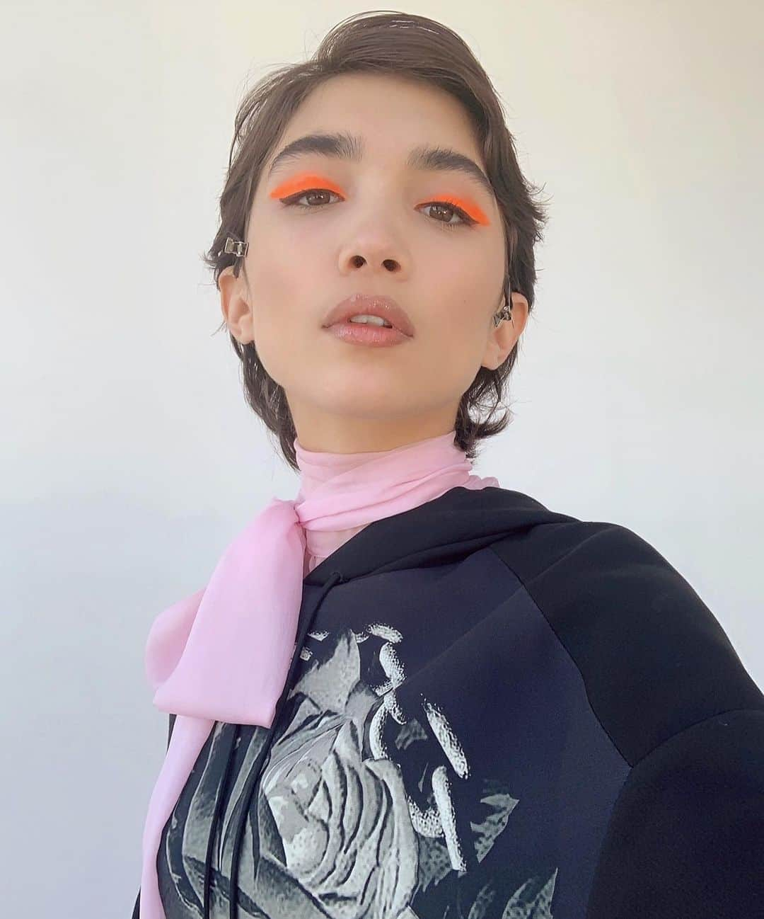 ローワン・ブランチャードさんのインスタグラム写真 - (ローワン・ブランチャードInstagram)「@maisonvalentino prince 🥰」8月15日 4時38分 - rowanblanchard