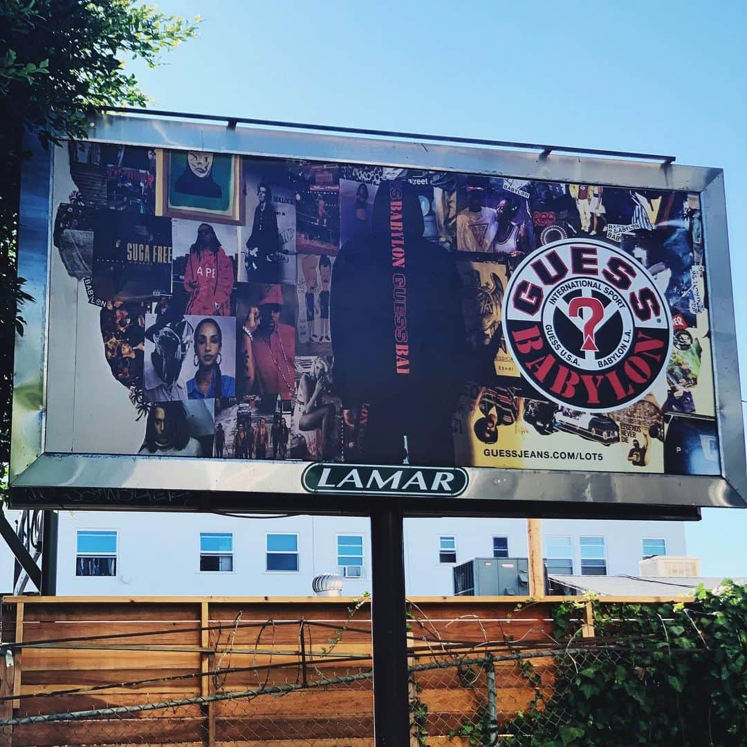 Babylon LAさんのインスタグラム写真 - (Babylon LAInstagram)「Another @babylon.la x @guessjeans billboard in LA.. Take a photo if you see one & tag us! Register for the FREE event on August 24th / 25th here: http://guessjeans.com/LOT5」8月15日 4時44分 - babylon.la