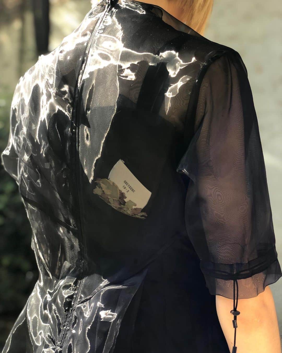 レクレルールさんのインスタグラム写真 - (レクレルールInstagram)「Driven with uncontrollable curiosity for material, the ‘fabric’ is every starting point of Li Yang’s collections. In his work he explores the manipulation of textiles and its original use, by playing with distortion and juxtaposing different layers. @Quetsche_ FW19 collection is available at Leclaireur Sévigné #Leclaireur #LeclaireurSevigne #LeclaireurStyle #Quetsche」8月15日 5時00分 - leclaireur