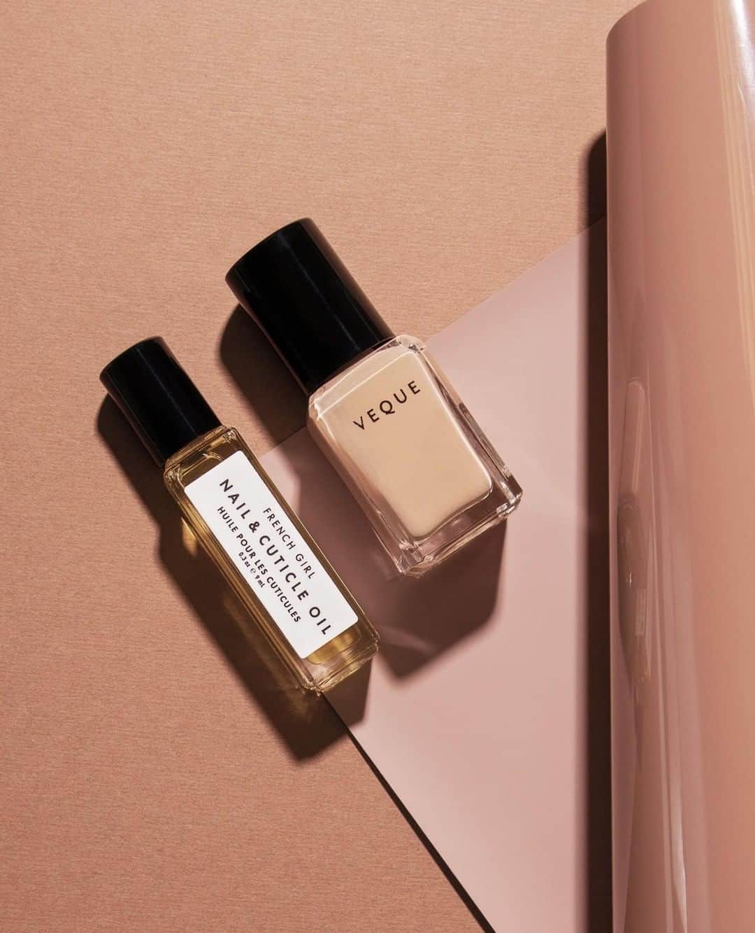 のインスタグラム：「Gift to self:⁠ ⁠ #soindesoi #cuticleoil #nailpolish #treatyoself #selfcare #instanails #indiepolish #manicure #summerbeauty #glowlikeafrenchgirl⁠ #ethicalbrand #beautyobsessed⁠ #cleanbeautyrevolution #crueltyfree #frenchgirlbeauty #veganskincare #beautyobsessed #ethicalbrand #ecoluxe #sustainableluxury #frenchgirlorganics」
