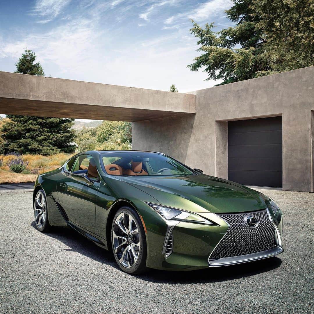 Lexus USAさんのインスタグラム写真 - (Lexus USAInstagram)「Adding another layer of sophistication, the LC 500 takes on a new form in the limited-edition 2020 Inspiration Series. Visit the link in our bio to learn more.」8月15日 6時11分 - lexususa