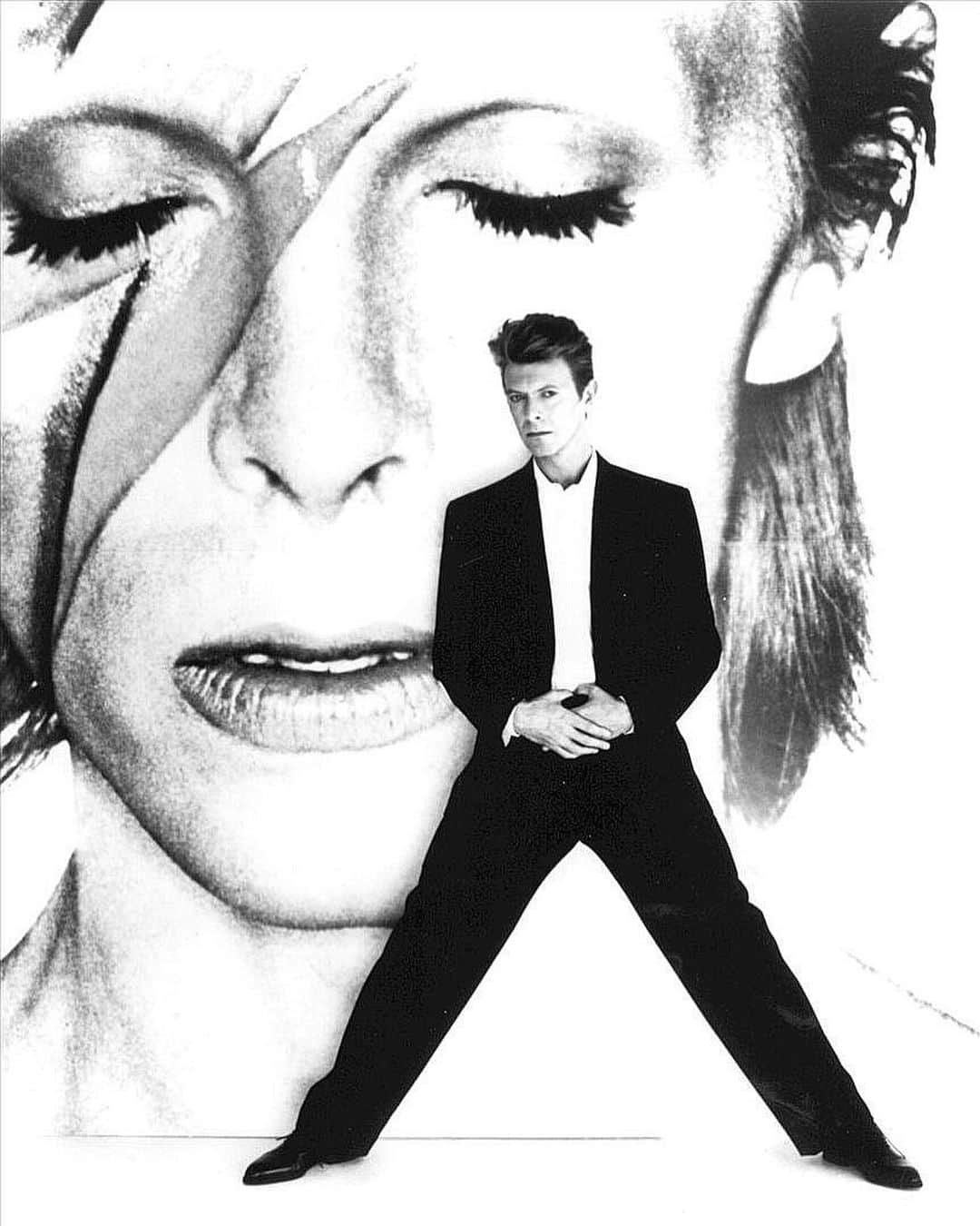 イマン・アブドゥルマジドさんのインスタグラム写真 - (イマン・アブドゥルマジドInstagram)「David Bowie by Herb Ritts 1990 @herbritts」8月15日 6時59分 - the_real_iman