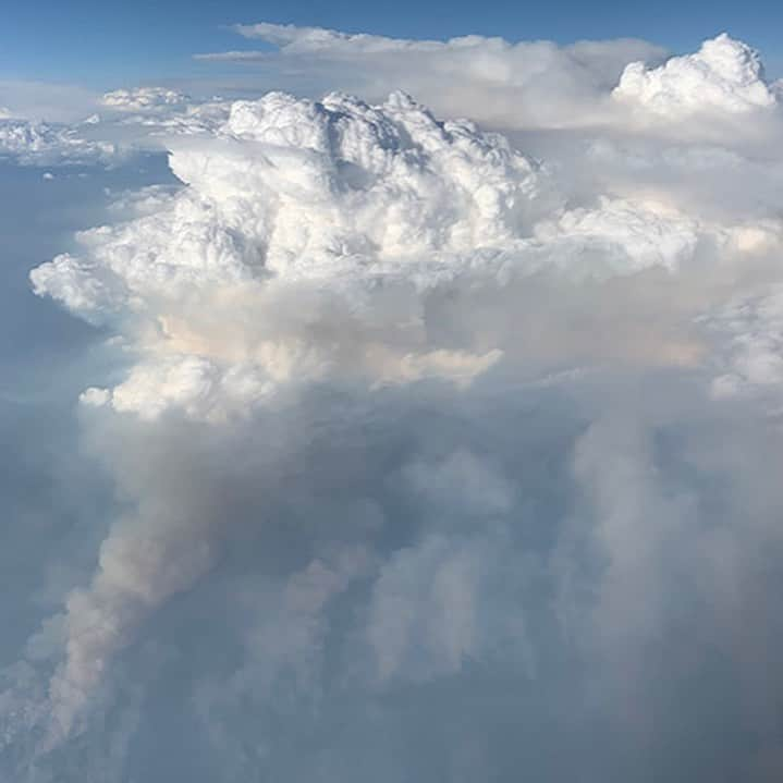 NASAさんのインスタグラム写真 - (NASAInstagram)「Flying through a fire cloud ☁️🔥☁️⁣⁣⁣ ⁣⁣⁣ This photo from roughly 30,000 ft (9 km) shows how smoke particles reflect light in ways that make the Sun appear blazing orange. Our DC-8 flying laboratory passed directly through a large fire cloud — called a pyrocumulonimbus — on August 8 as it was rising from a fire in eastern Washington, giving scientists a look at the phenomena. These clouds form when the intense heat of wildfires lift the smoke above the boundary layer, the lowest part of Earth's atmosphere.⁣⁣⁣ ⁣⁣⁣ The flight was part of a joint NOAA and NASA field campaign called FIREX-AQ. Scientists are studying the composition and chemistry of smoke in the atmosphere to better understand its impact on air quality and climate.⁣⁣⁣ ⁣⁣ NASA Earth Observatory image credit: NASA/Joshua Stevens⁣⁣ Photography credits: U.S. Naval Research Laboratory/David Peterson⁣⁣ ⁣⁣⁣ #nasa #wildfires #science #clouds #fires #ourplanet」8月15日 7時19分 - nasa