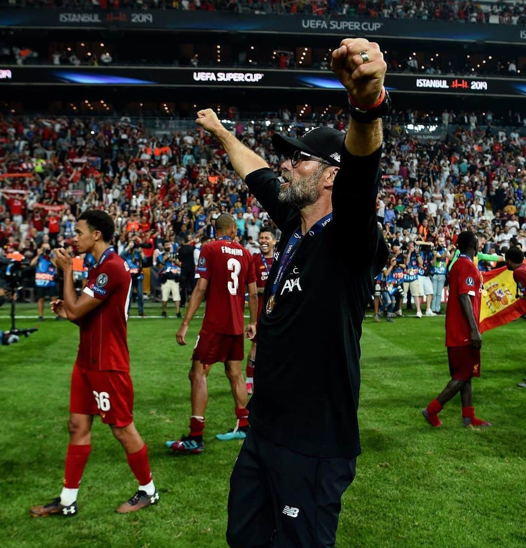 リヴァプールFCさんのインスタグラム写真 - (リヴァプールFCInstagram)「The boss 😍」8月15日 7時58分 - liverpoolfc