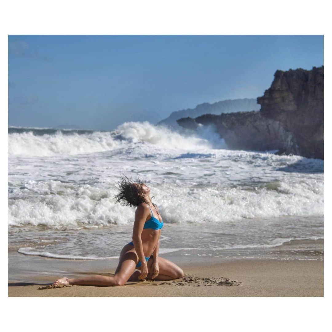 シャンテル・ヴァンサンテンさんのインスタグラム写真 - (シャンテル・ヴァンサンテンInstagram)「In need of a beach now.... so going here in my mind as I’m melting! #SummerSizzling」8月15日 8時07分 - therealshantel