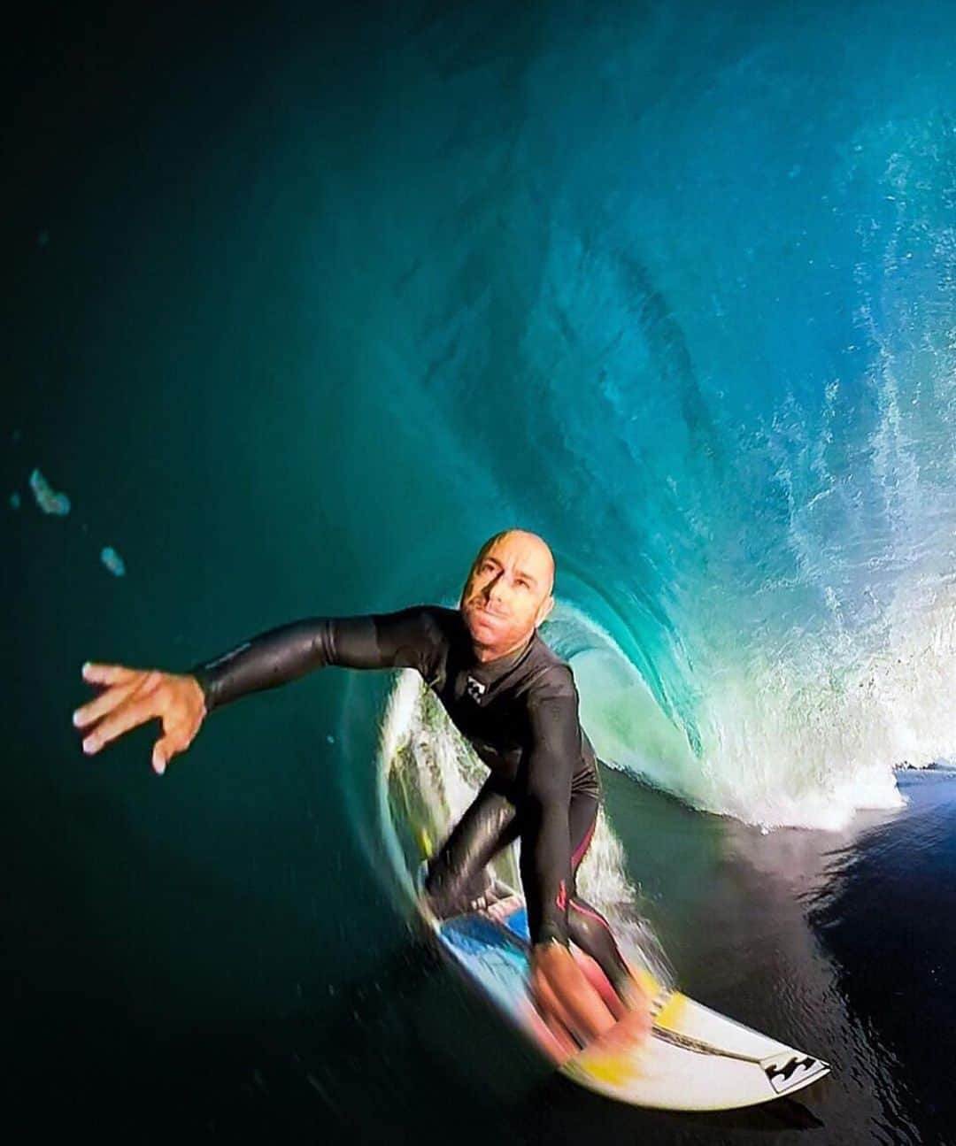 Surf Magazineさんのインスタグラム写真 - (Surf MagazineInstagram)「Contemporary surf photography seems to be at its peak. We thought: is it even possible to give surf photography a significant leap forward? We partnered with @gopro on an idea that pitted two teams up against one another (@shanedorian + @anthony_walsh_ v @mikalajones__ + @rycraike_offgridwithakid) to find out. With no fixed destination, we were prepared to go anywhere in the world to provide the best canvas. Australia was the eventual target and the results have blown our mind. We’ll keep dropping these short films but this still of @shanedorian belies belief. Edit by @robbiecrawford」8月15日 13時45分 - stab
