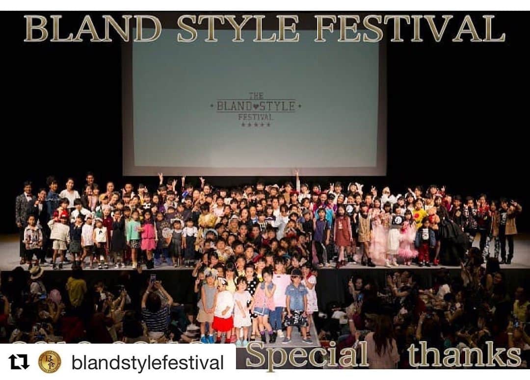 吉田ヒトシさんのインスタグラム写真 - (吉田ヒトシInstagram)「8/12開催のTHE BLAND STYLE FESTIVAL 2019 無事開催😊  今回もステージ総合演出をさせていただきました‼️ リハーサルからたくさん練習して本番に臨んでくれましたご出演のモデルの皆様とサポートの親御様、素敵なステージ空間を作ってくれました技術スタッフの皆様、素敵なヘアメイクを作ってくれましたチーム桃の皆様、そして素敵な衣装を提供していただきましたブランドの皆様、皆様が一丸となって素敵なステージとなりましたこと感謝いたします。 ご来場の皆様お忙しいところお越し下さりありがとうございました。 そして数ヶ月前から準備準備の実行委員の皆様本当にお疲れ様でした。  #Repost @blandstylefestival with @get_repost ・・・ 第二回 BLAND STYLE FESTIVAL ・ ・ special thanks!! #blandstylefestival #ブラフェス #ブランドスタイルフェスティバル」8月15日 9時06分 - yoshida__hitoshi