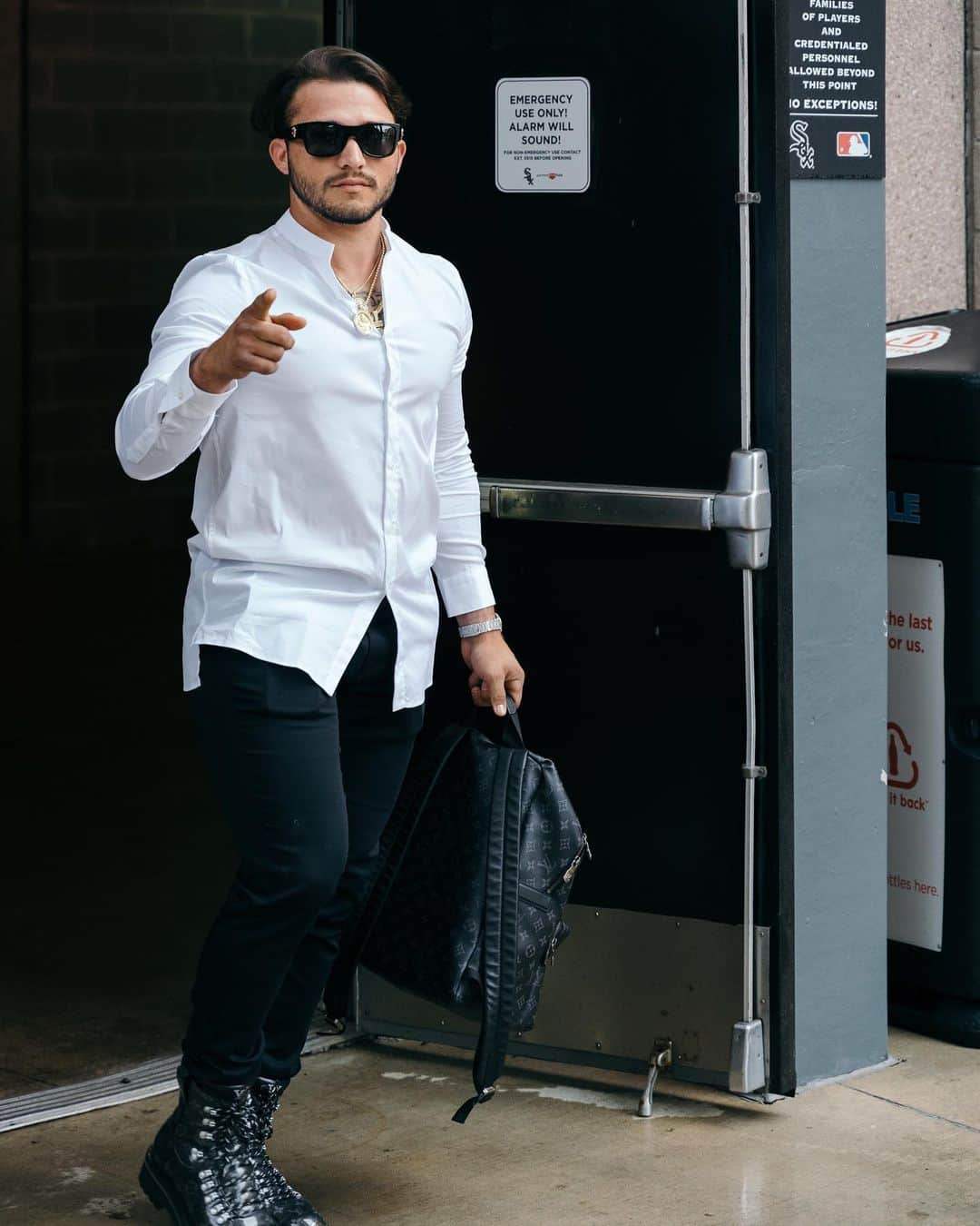 シカゴ・ホワイトソックスさんのインスタグラム写真 - (シカゴ・ホワイトソックスInstagram)「So fresh. Wheels up to LA! ✈️」8月15日 9時18分 - whitesox