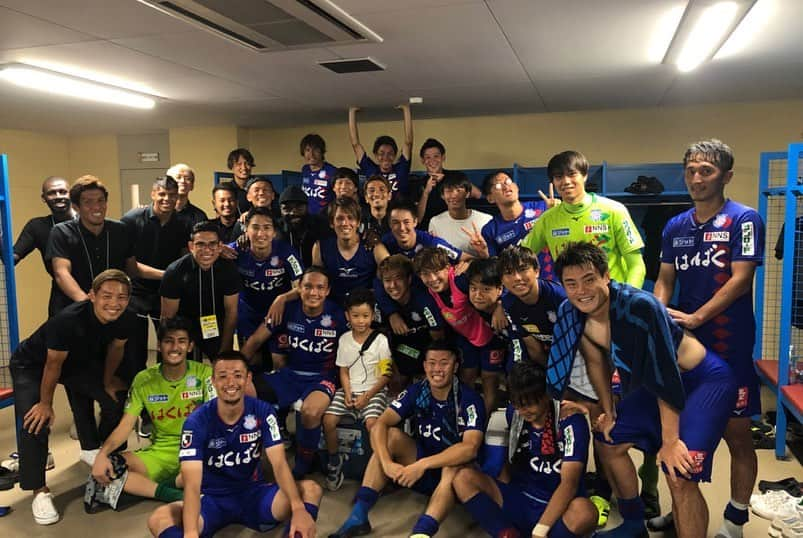 武岡優斗さんのインスタグラム写真 - (武岡優斗Instagram)「天皇杯FC東京戦。  応援ありがとうございました。 チーム一丸となって 掴み取った勝ち。 下克上… これぞ天皇杯の醍醐味であり… 天皇杯の怖さ…  リーグ戦へと 良い流れを持っていけてよかった。 また良い準備したいと思います。  FC東京のサポーターも 凄く沢山の人が来てくれて… 凄く良い雰囲気でした^_^ ありがとうございました！  #ventforet #ventforetkofu #tokyo #fctokyo #武岡優斗 #No41 #41 #YUTO41 #現場からは以上です🙏」8月15日 10時21分 - yuto_takeoka17