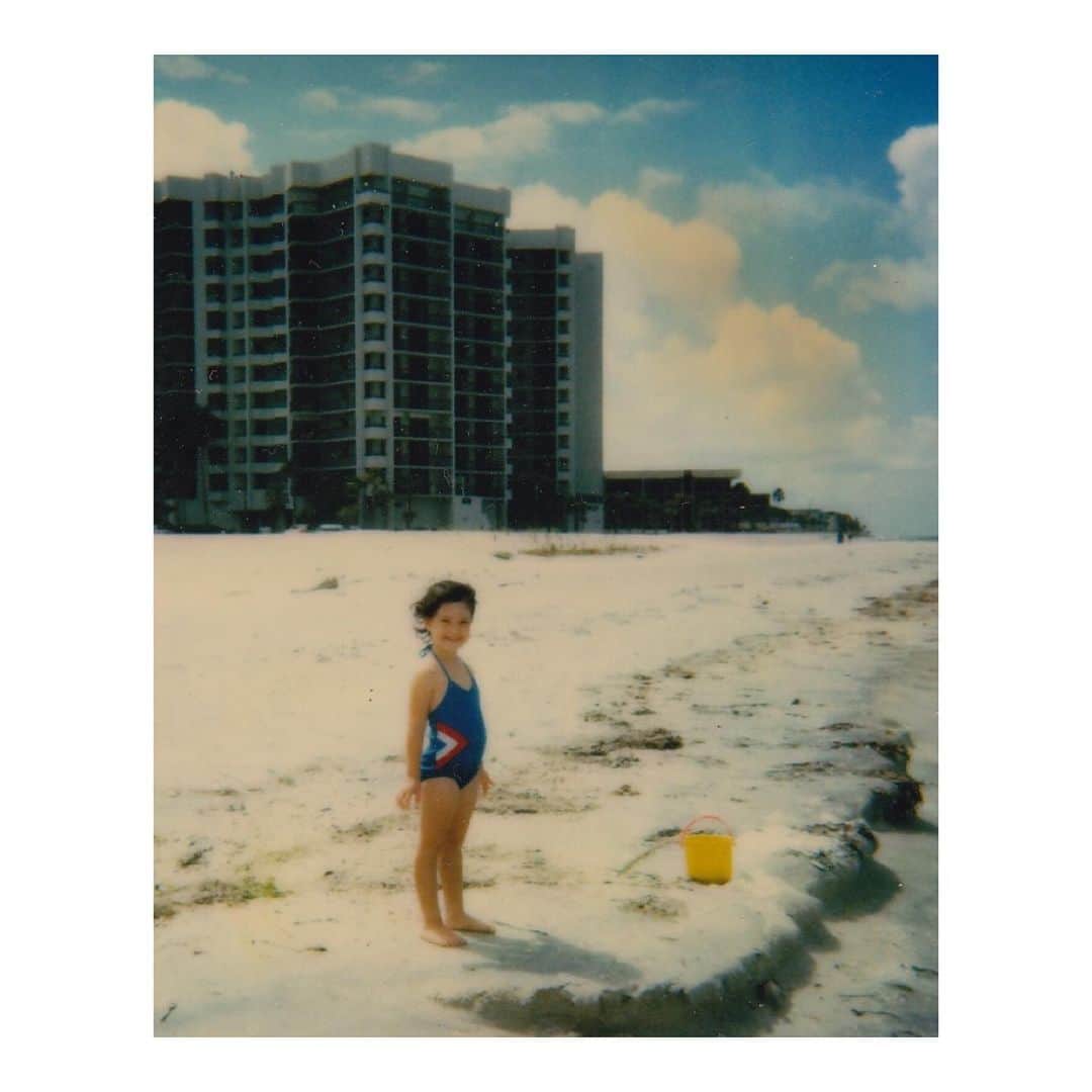Melissa Santiagoのインスタグラム：「Hot girl summer 1984」