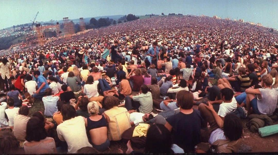 The GRAMMYsさんのインスタグラム写真 - (The GRAMMYsInstagram)「50 years after #Woodstock, time hasn't been kind. Woodstock '94 was plagued with rain and became a gigantic mud slick. Woodstock '99 deteriorated into an alcohol-fueled nightmare, along with reports of arson, looting and allegations of sexual assault. And last month, an ill-prepared Woodstock 50 went into a legal and financial tailspin and was finally killed at the eleventh hour.  View our story to read why 15 of the original #festival's performers believe no one has successfully recreated the 1969 experience.」8月15日 11時18分 - recordingacademy