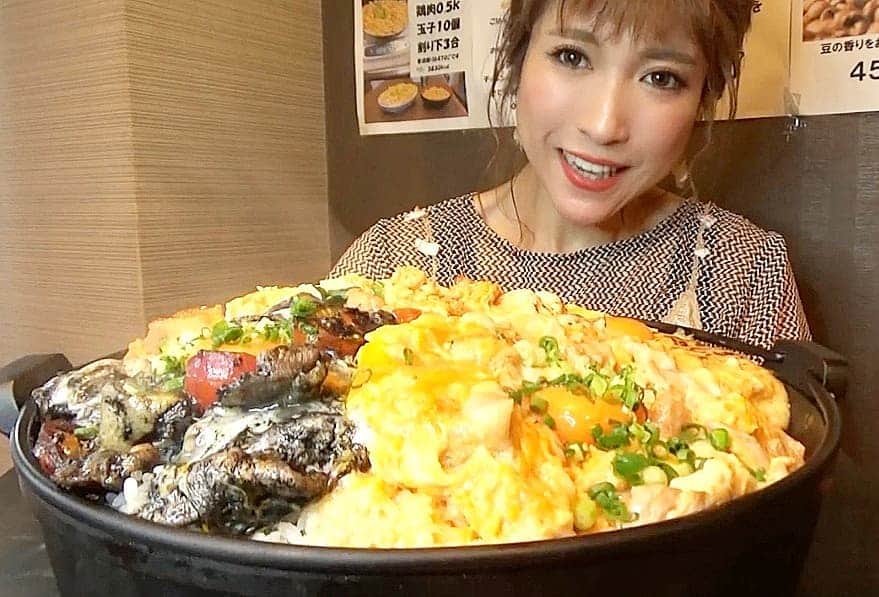 石関友梨のグルメインスタ