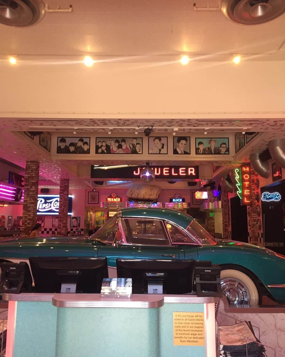 奥山春香さんのインスタグラム写真 - (奥山春香Instagram)「Corvette Diner」8月15日 11時56分 - corvetteharuka