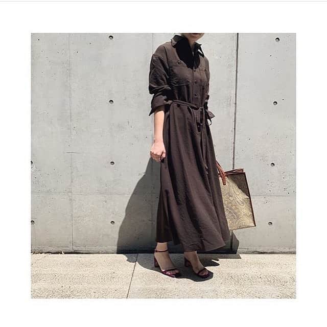のインスタグラム：「【Maison IÉNA 2F】﻿ ﻿ new in！﻿ ﻿ limited brand..﻿ 「 BLUEBIRD BOULEVARD 」﻿ ﻿ ﻿ onepiece【BLUEBIRD BOULEVARD】¥39,000+tax﻿ no.19040910008730﻿ bag【A VACATION】¥59,000+tax﻿ no.19092910004030﻿ shoes【sergio rossi】¥85,000+tax﻿ no.19093910003610﻿ ﻿ #iena﻿ #maisoniena﻿ #maisoniena自由ヶ丘 #baycrews #2019ss_baycrews ﻿﻿﻿﻿﻿﻿﻿﻿﻿﻿﻿﻿﻿﻿﻿﻿﻿﻿﻿﻿﻿﻿﻿﻿﻿﻿﻿﻿﻿﻿﻿﻿﻿﻿﻿﻿﻿﻿﻿ #baycrews40周年」