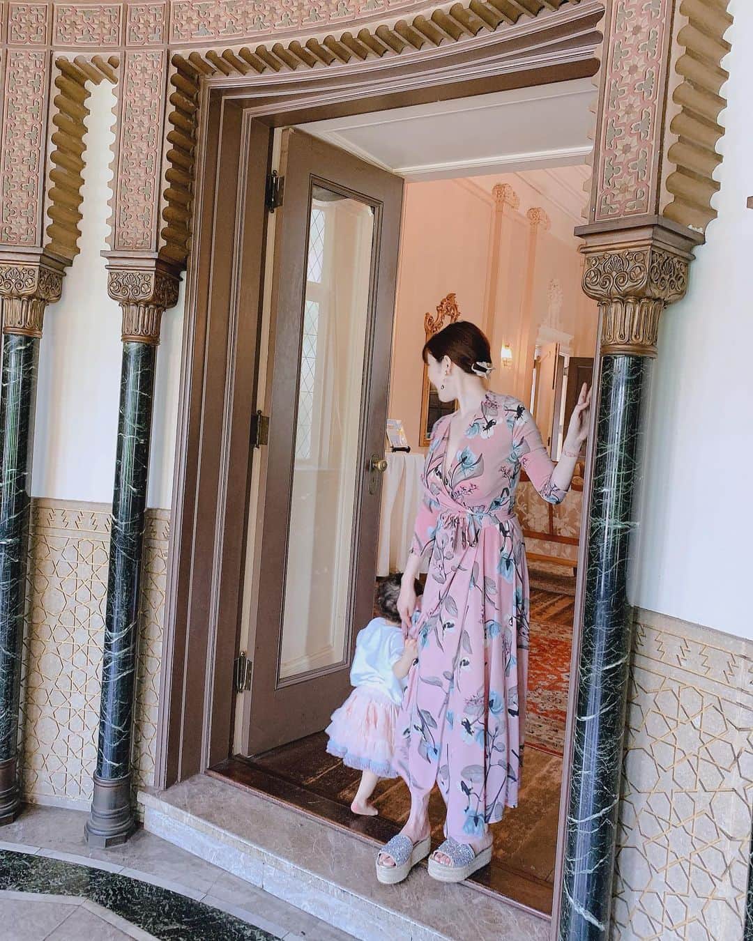 森下悠里さんのインスタグラム写真 - (森下悠里Instagram)「@starlabelofficialshop #ootd #fashion #instafashion #baby #mama #pink #dress」8月15日 21時43分 - yuurimorishita