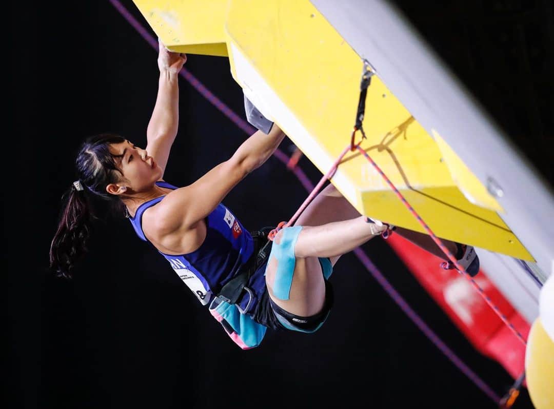 のインスタグラム：「I was 14th place in Lead Semis! I did n’t have a good climbing this year ’s lead season, but I felt good I did my best climbing today✨ So I had a good image of the lead! Next is speed day after tomorrow! ・ リードは14位でした！ 今シーズン準決勝で出し切れずに終わってしまう事が続いていたので、今回は出し切れていいイメージを持てたので良かったです！ 次は明後日のスピード！ 頑張ります💪 ・  photo by @tallers_photopress ・  @au_official @denso_official @anessa_official_shiseido @thenorthfacejp @lasportivajp @newerajapan @tokyopowder @newhale_japan @thestonesession #jazzysport #岩泉ヨーグルト #ifsc #ifscwch #leadclimbing」
