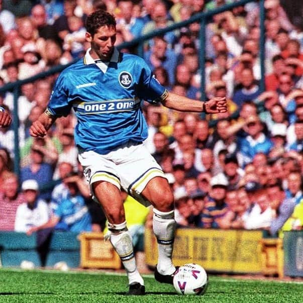 マルコ・マテラッツィさんのインスタグラム写真 - (マルコ・マテラッツィInstagram)「Great memories, 21 years ago today, my debut in the @premierleague 💙🇬🇧 @everton #ThrowBackThursday #PremierLeague #OnThisDay」8月15日 22時00分 - marcomaterazzi