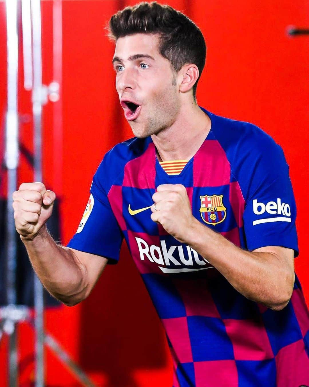 FCバルセロナさんのインスタグラム写真 - (FCバルセロナInstagram)「🔜 Creating new GIFs 😍」8月15日 21時58分 - fcbarcelona